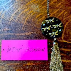 Betsey Johnson Dragonfly pendant necklace